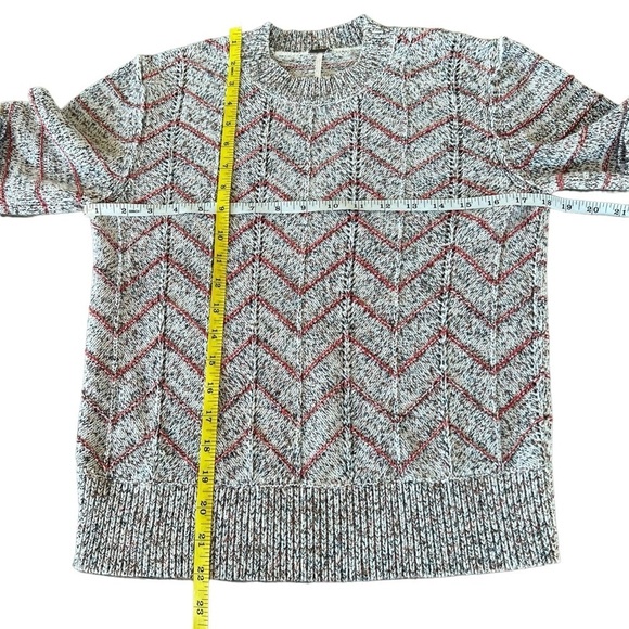 Free People Zig Zag Chevron Knit Crewneck Sweater Small GUC Soft Cozy - Picture 8 of 11